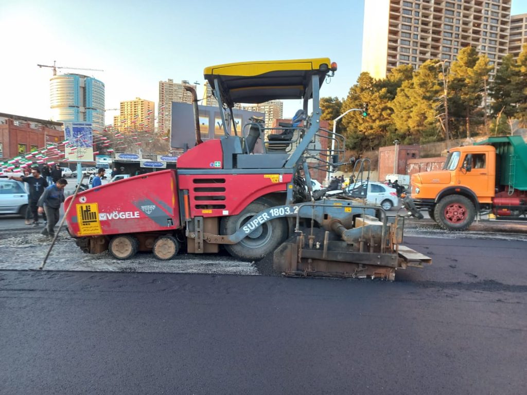 پخش آسفالت در شهرک غرب